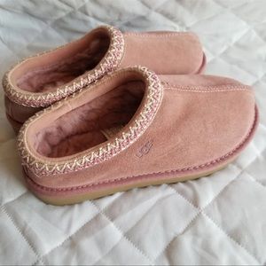 Like New UGG Tasman Slippers ♥️